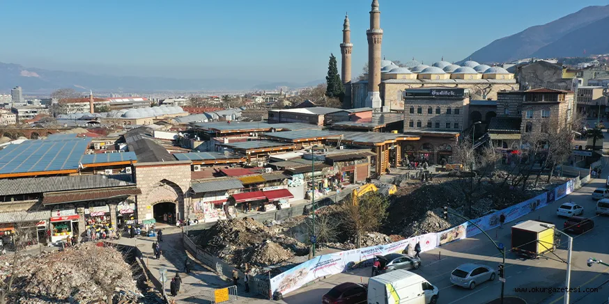 Tarihi Çarşı ve Hanlar Bölgesi çevresindeki binalar yıkıldı