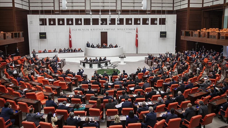 Sahipsiz hayvanlara ilişkin teklifin komisyon süreci devam edecek