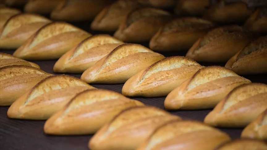 Tarifeye aykırı ekmek satışı yapan işletmelere 9,4 milyon lira ceza kesildi