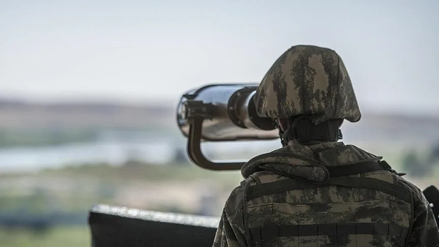 Türkiye'ye girmeye çalışan PKK'lı terörist Suriye sınırında yakalandı
