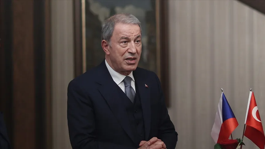 Milli Savunma Bakanı Akar: TSK'nın başarılarında büyük pay sahibi olan İHA/SİHA'lara çamur atanları kınıyoruz