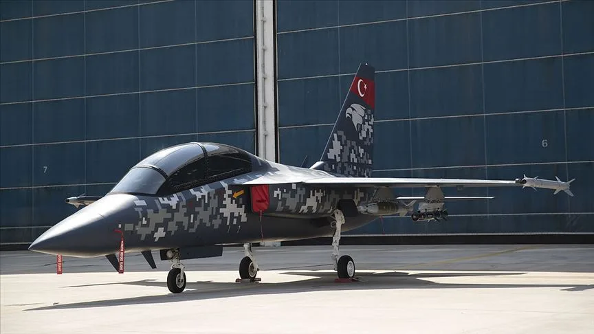 Tarihi an! HÜRJET, ilk uçuşunu gerçekleştirdi