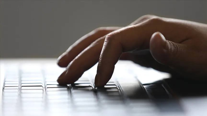 Abonelik hizmeti sunan bazı internet siteleri ve mobil uygulamalar "aldatıcı tasarım" kullanıyor
