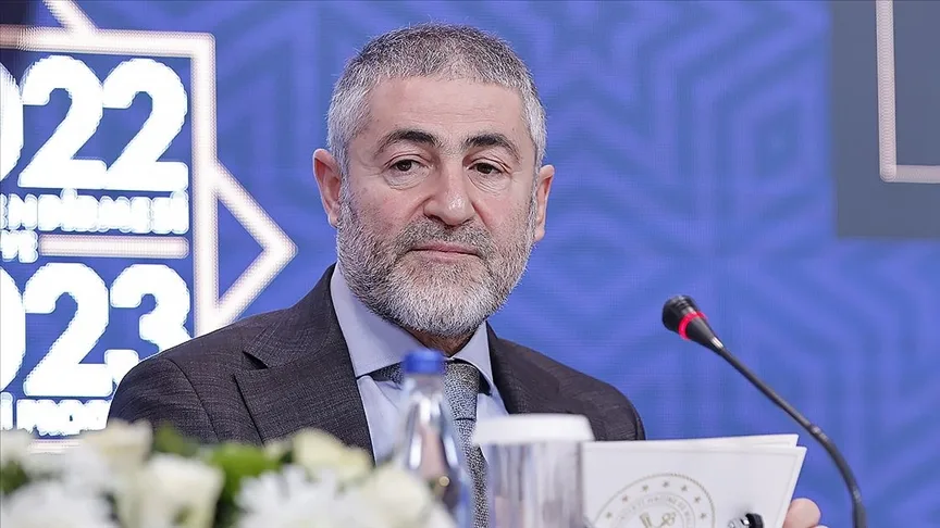 "Türkiye dünyadan oldukça pozitif yönde ayrışmayı başarmıştır"