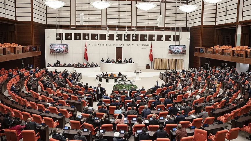 EYT düzenlemesi Meclis'te! İşte 4 maddeden oluşan teklifin ayrıntıları