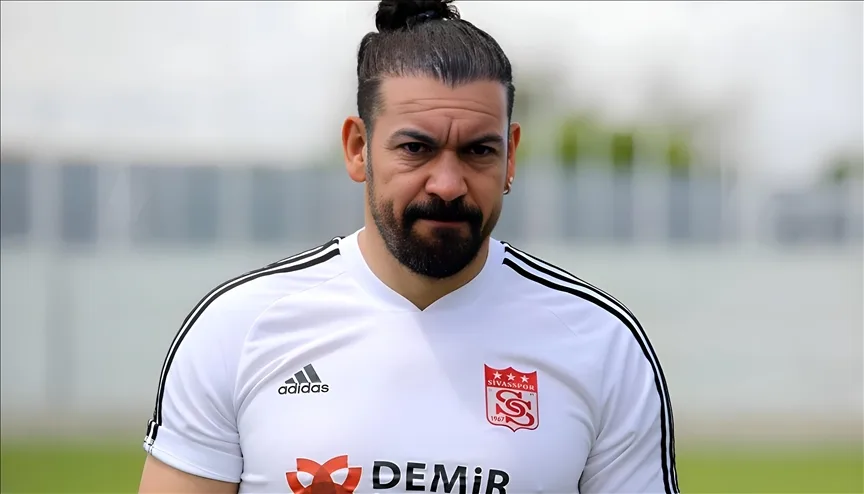 Demir Grup Sivasspor'da teknik direktörlük görevine Servet Çetin getirildi