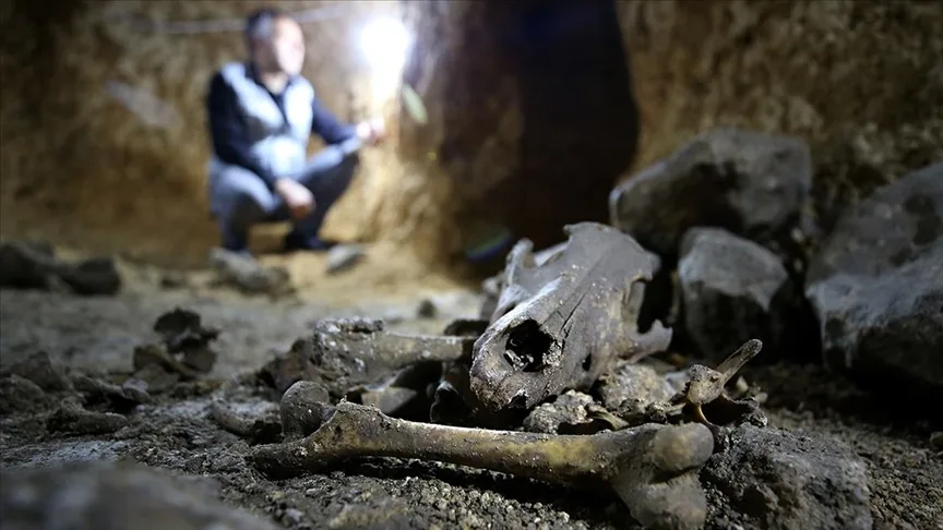 Sarayini'ne bağlı tünellerle bağlantılı yeni bir yer altı şehri keşfedildi