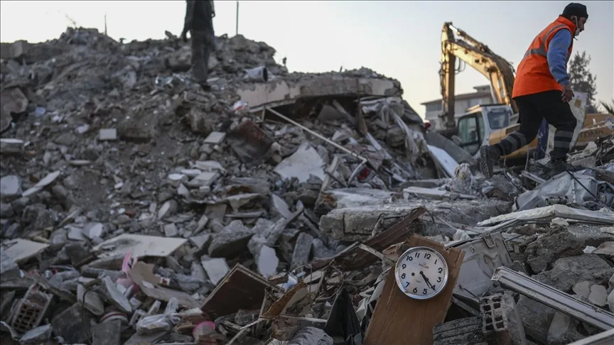 "Asrın felaketi"nde 31 bin 643 kişi hayatını kaybetti