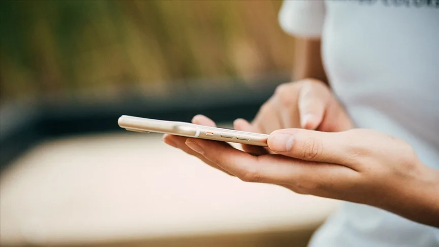 Ekonomiye kazandırılan cep telefonlarının sayıları artıyor