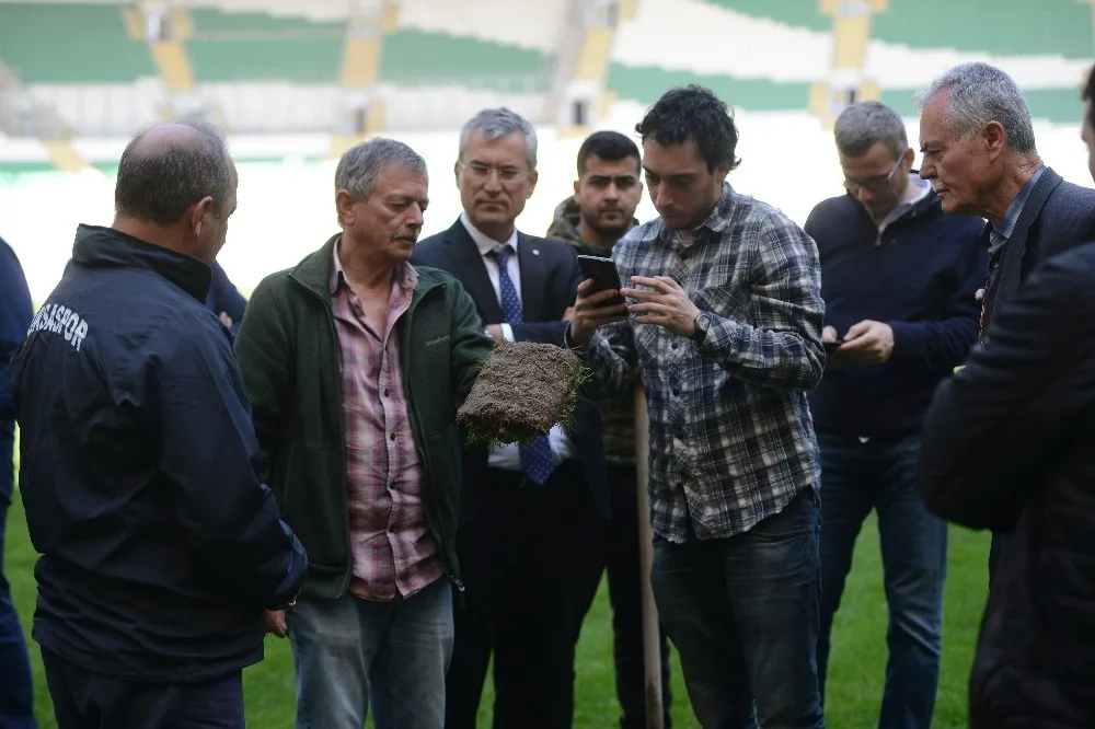 Timsah Arenanın Zemini İncelendi