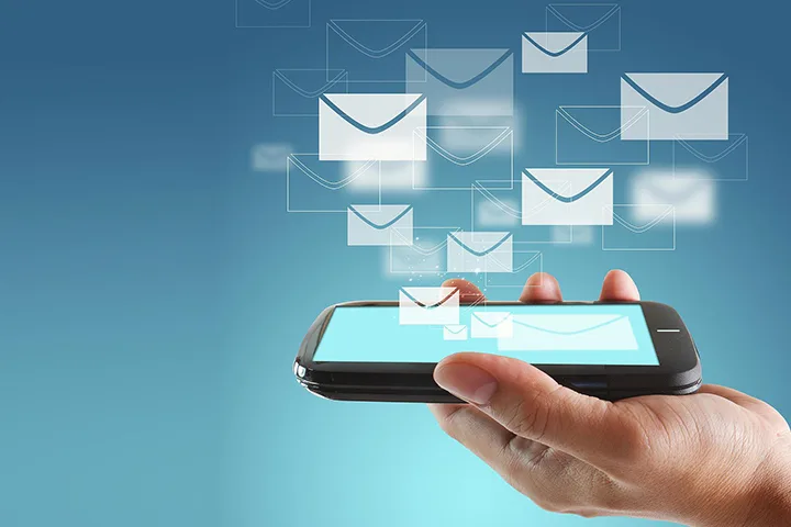 İnegöl'de aday adayları arasında yaşanan SMS yarışı vatandaşları bezdirdi