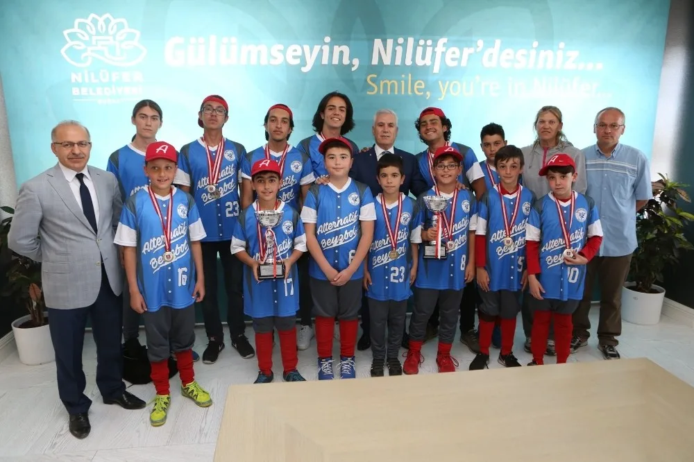 Türkiye Şampiyonlarından Bozbeye Ziyaret