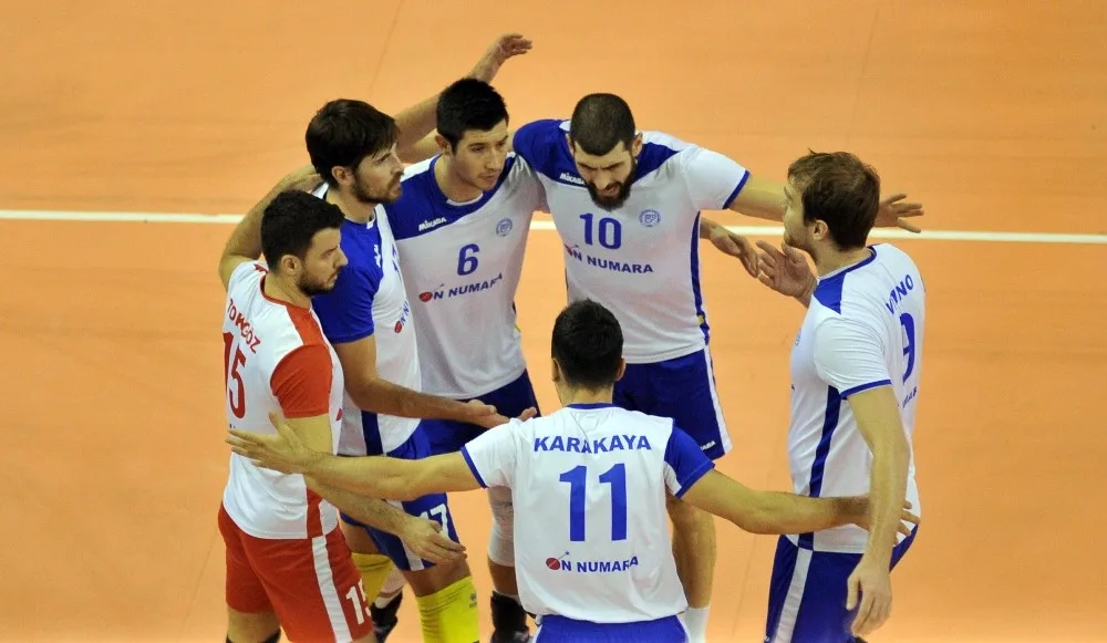 Voleybol Efeler Ligi: İnegöl Belediyespor: 1 - Maliye Piyango: 3