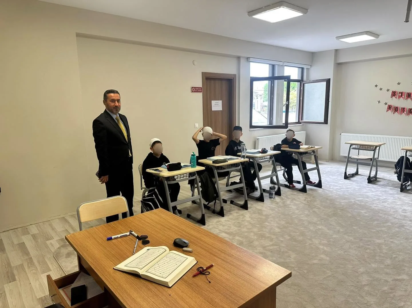 İnegöl Müftüsü Uzunharman’dan Kur’an Kursu öğrencilerine moral ziyareti